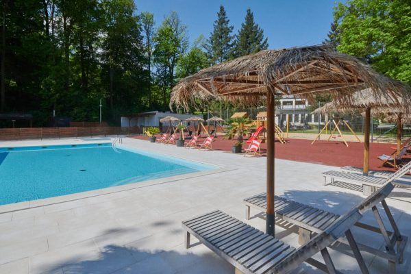 Basen osada chmielaki w Pokrzywnej